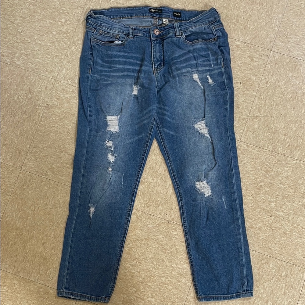Vintage Blue Boyfriend Jeans Modern Distressed